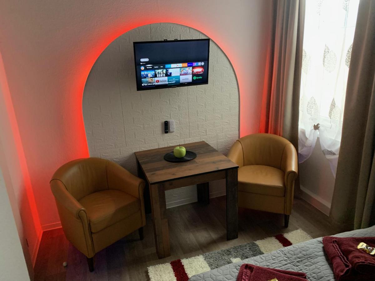 Best-Preis -Gold Suite- Mit Netflix, Self-Check-In, Ebike Ladestation, Fahrradraum, Wlan, Netflix Und Massagesessel - Direkt Am Elberadweg Im Herzen Von Wittenberge Eksteriør bilde